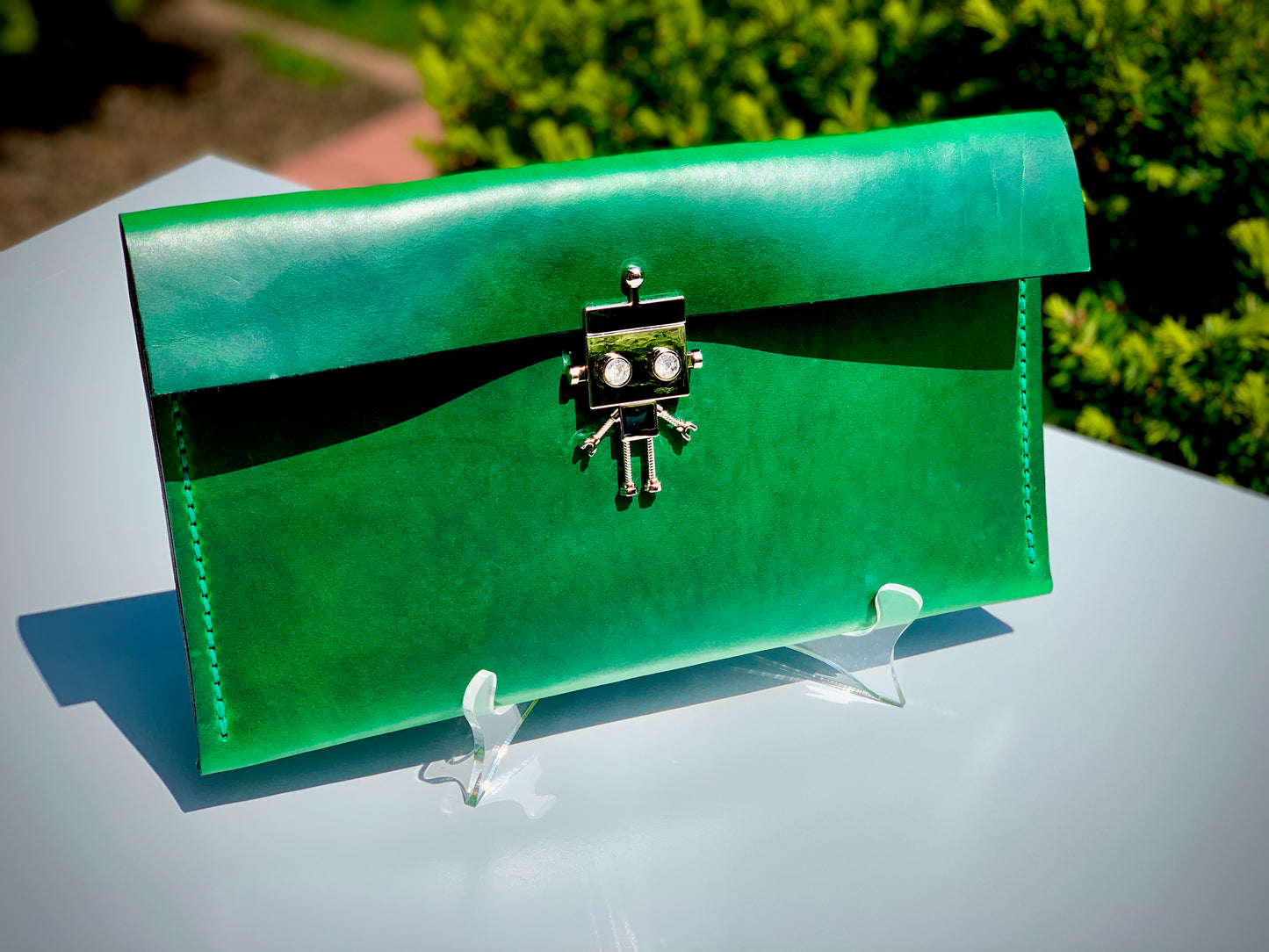 The Green Robot Clutch